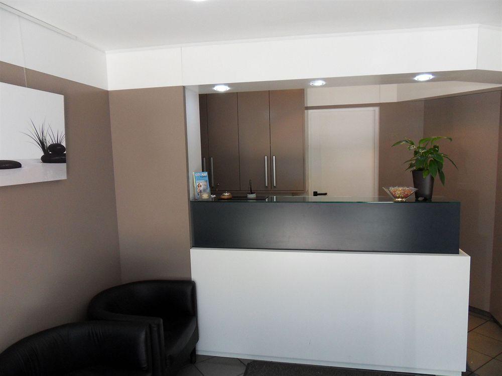 Carlton Hotel 3*