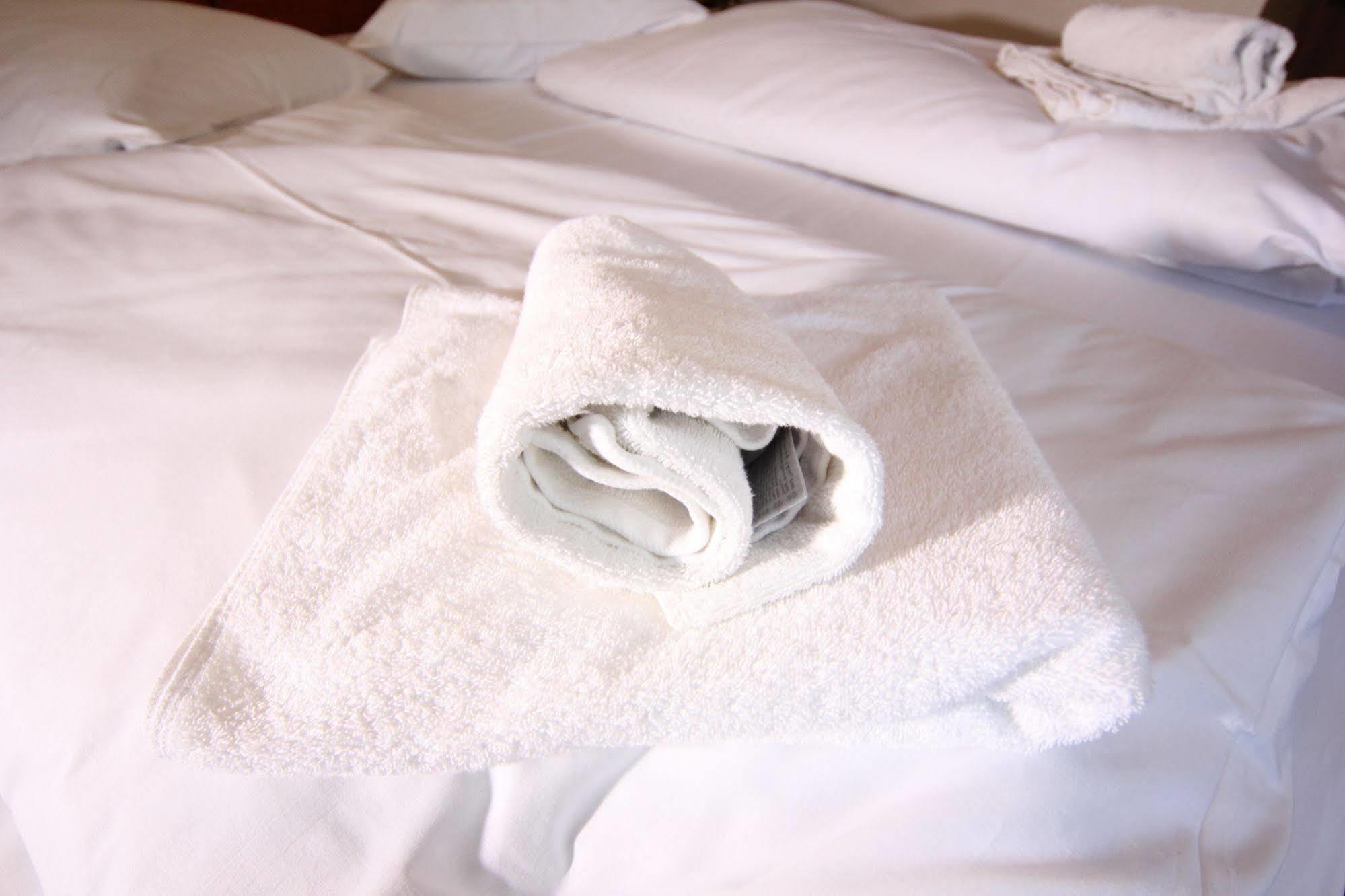 Carlton Hotel