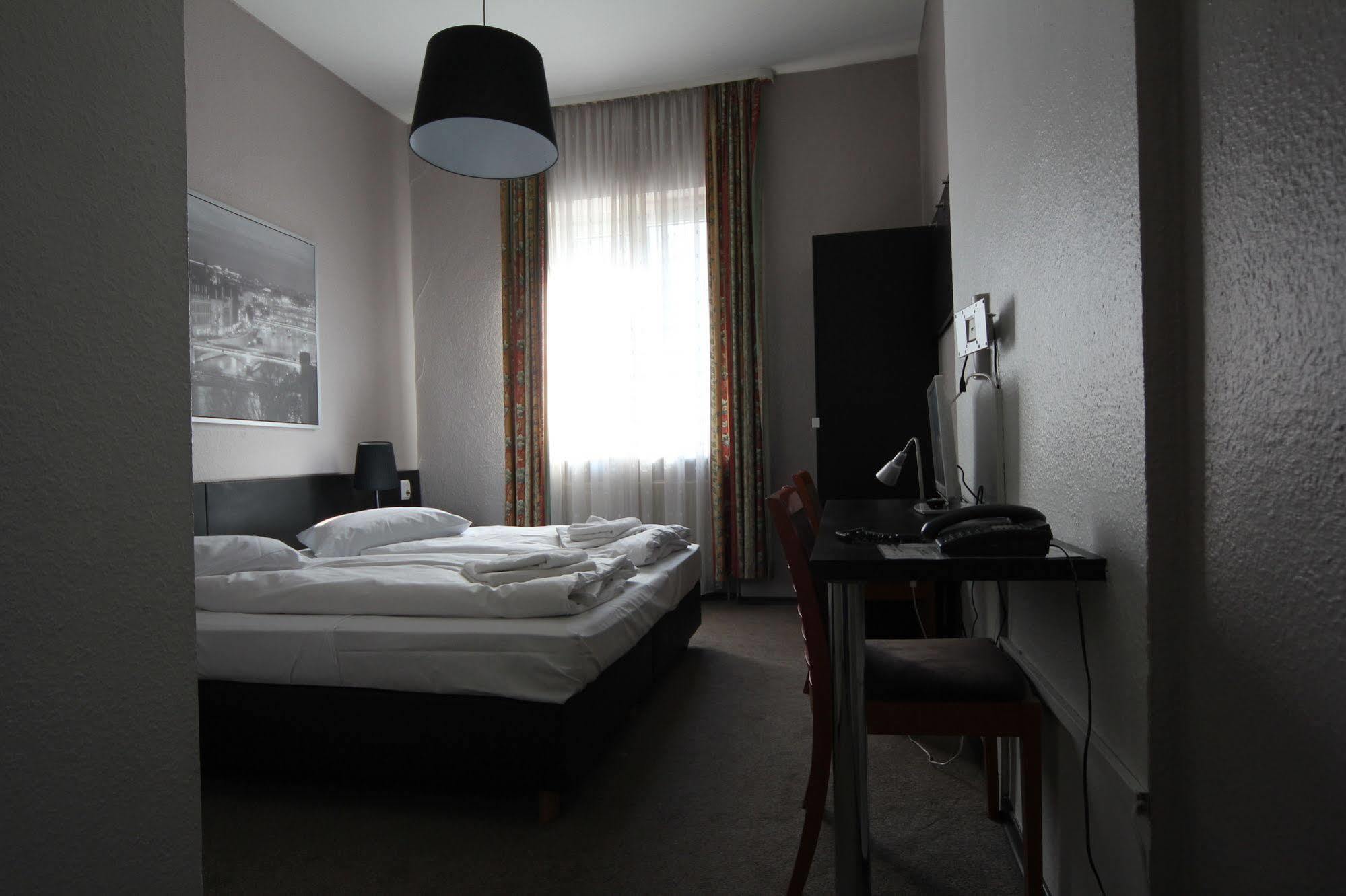 Hotel Carlton Frankfurt nad Menem