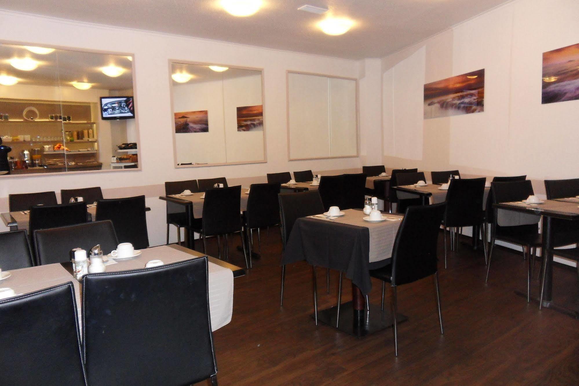 Carlton 3* Francfort-sur-le-Main
